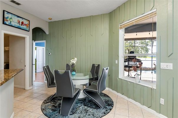 Dining room, Interior
