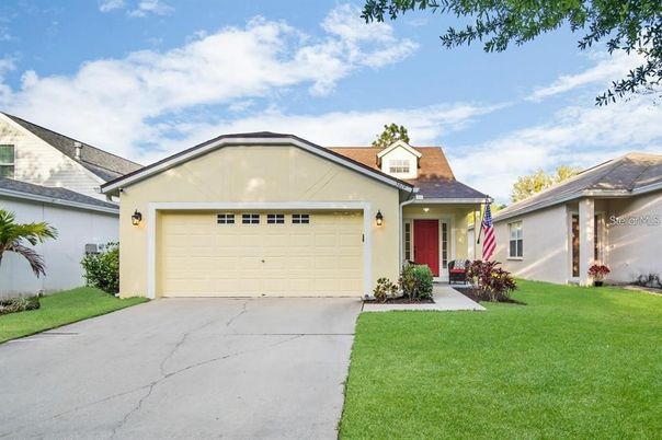 Attached, Exterior, Facade, Ranch