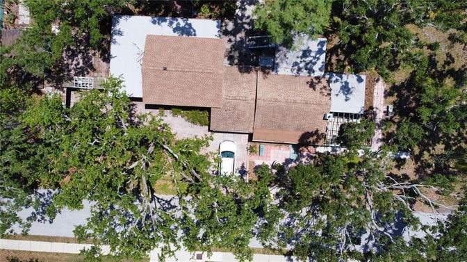Exterior, Drone