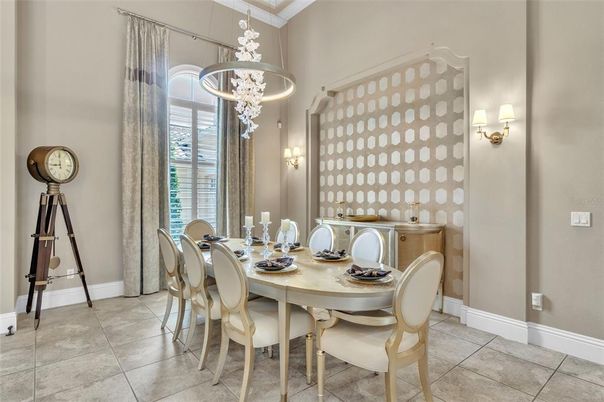 Chandelier, Dining room, Interior
