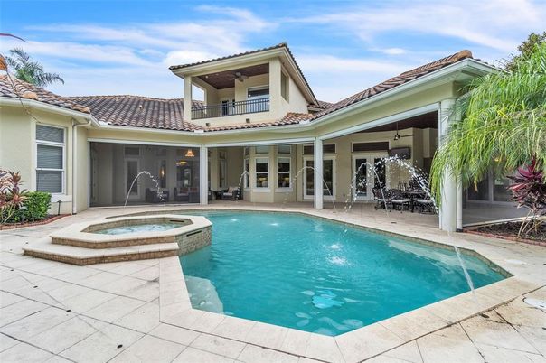 Exterior, Pool