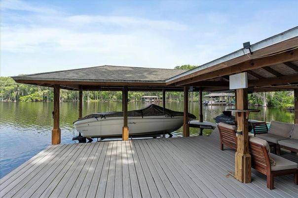 Exterior, Water