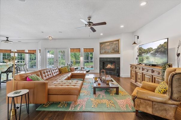 Fireplace, Interior, Living room, Pendant Lights, Recessed Lighting, Wood Texture Flooring