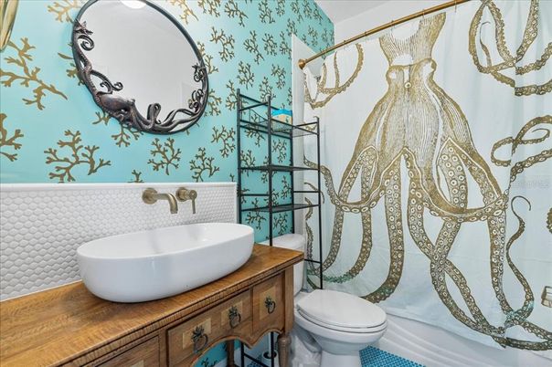 Bathroom, Interior