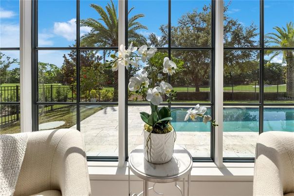 Interior, Sun Room, Water