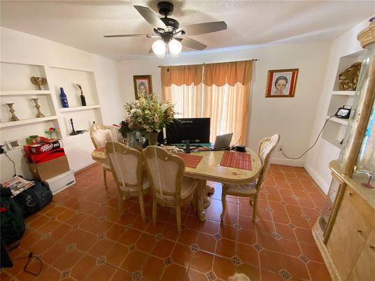 Dining room, Interior