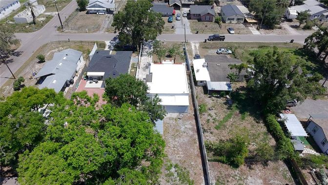 Exterior, Drone