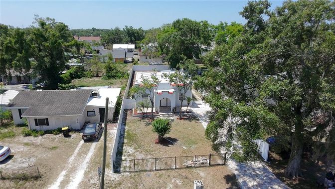 Exterior, Drone