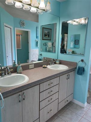 Bathroom, Dual Sink Vanities, Interior