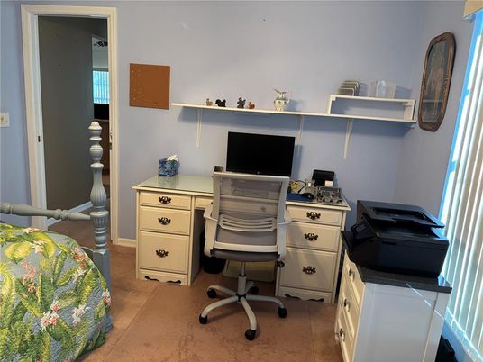 Home Office, Interior