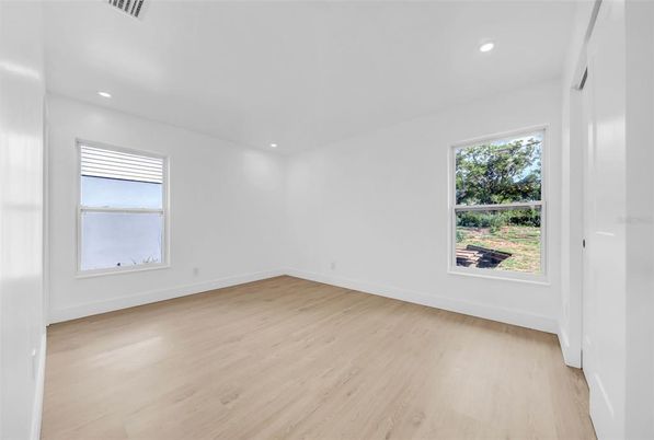 Empty room, Interior, Recessed Lighting, Wood Texture Flooring