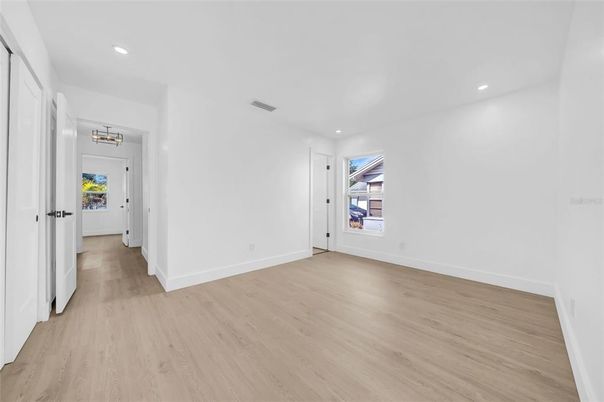 Empty room, Interior, Recessed Lighting, Wood Texture Flooring