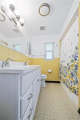 Bathroom, Interior