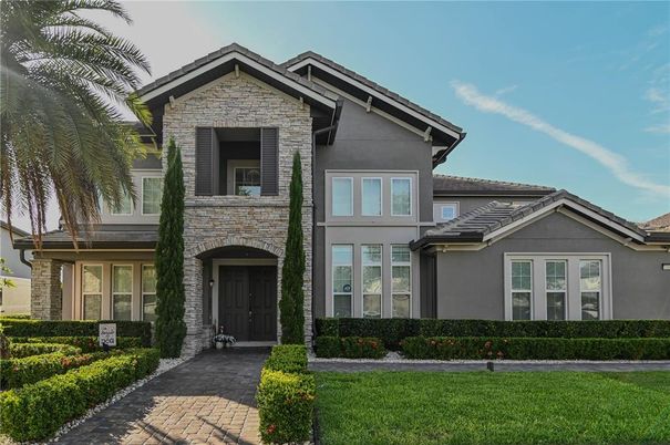 Exterior, Facade, American Craftsman