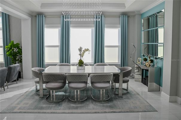 Dining room, Interior