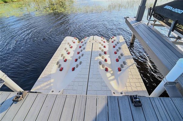 Exterior, Water