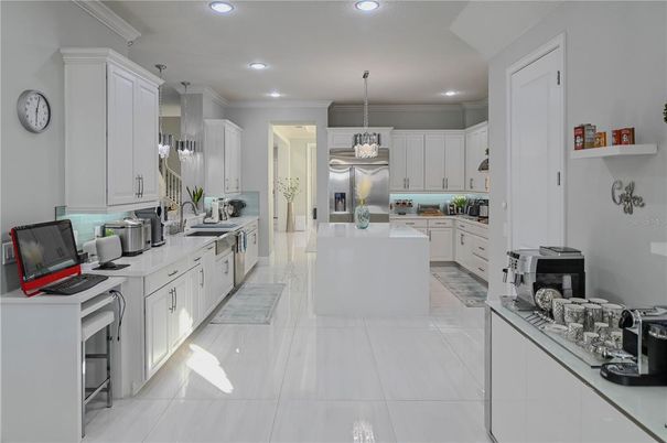 Interior, Kitchen, Pendant Lights, Recessed Lighting, Stainless Steel Appliances