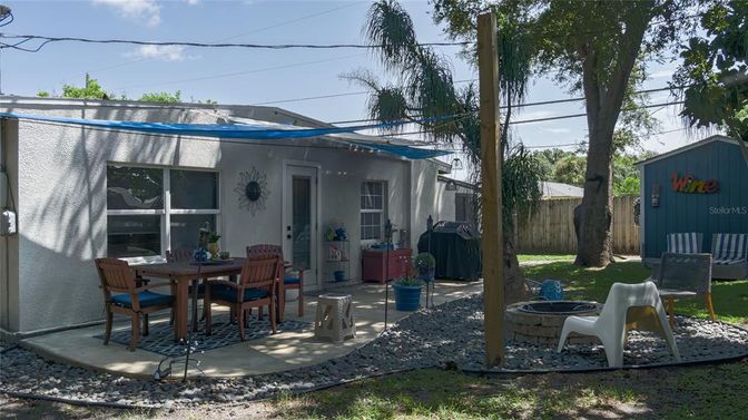 Backyard, Exterior