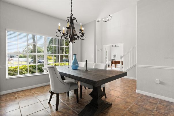 Chandelier, Dining room, Interior