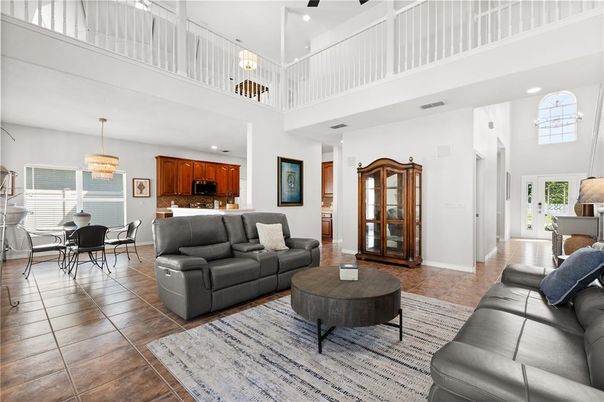 Chandelier, Dining room, Interior, Living room, Recessed Lighting