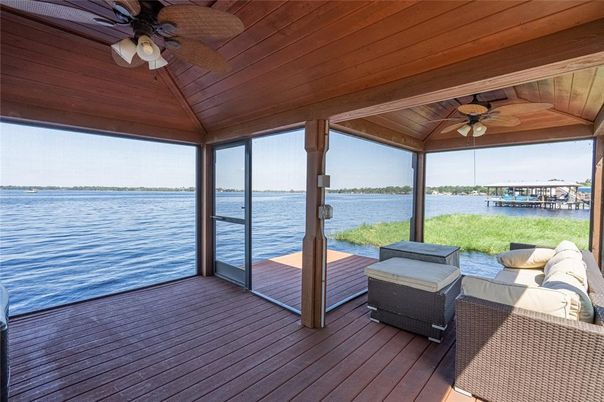 Interior, Sun Room, Water, Wooden Ceilings, Wood Texture Flooring