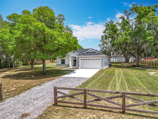 Backyard, Detached Garage, Exterior