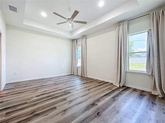 Empty room, Interior, Recessed Lighting, Wood Texture Flooring