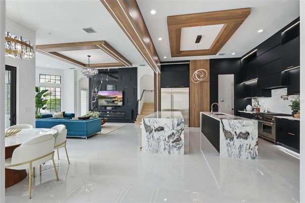 Chandelier, Dining room, Interior, Kitchen, Living room, Recessed Lighting, Stainless Steel Appliances, Wooden Beams