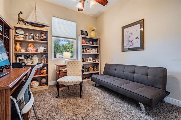 Home Office, Interior
