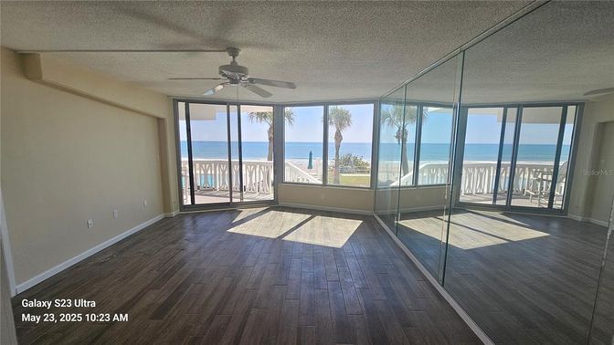 Empty room, Interior, Water, Wood Texture Flooring