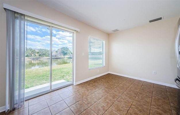 Empty room, Interior, Water