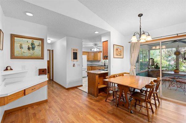 Chandelier, Dining room, Interior, Kitchen, Recessed Lighting, Wood Texture Flooring