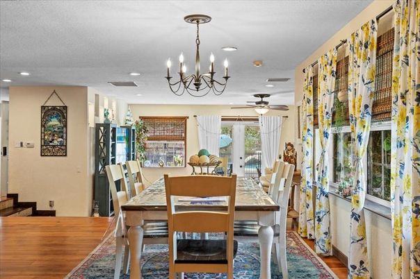 Chandelier, Dining room, Interior, Recessed Lighting, Wood Texture Flooring