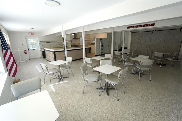 Dining room, Interior