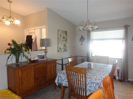 Chandelier, Dining room, Interior, Pendant Lights