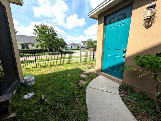 Backyard, Exterior