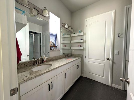 Bathroom, Dual Sink Vanities, Interior
