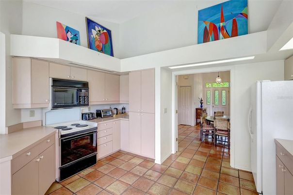 Dining room, Interior, Kitchen, Pendant Lights