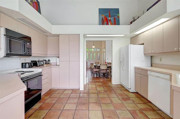 Dining room, Interior, Kitchen, Pendant Lights