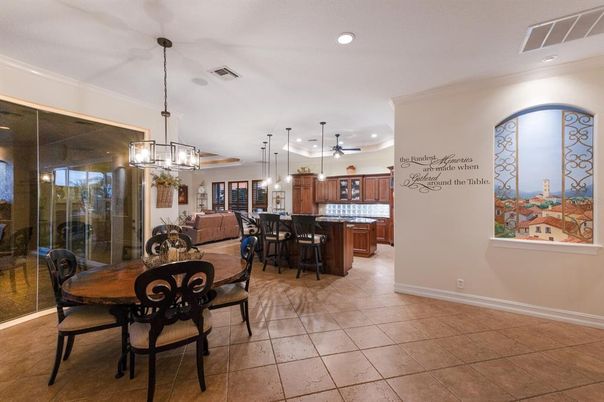 Dining room, Interior, Kitchen, Pendant Lights, Recessed Lighting