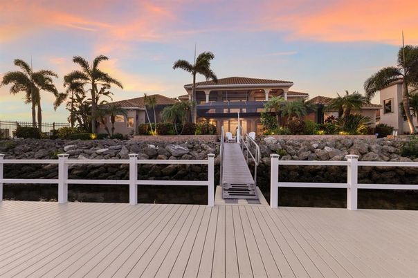 Exterior, Water