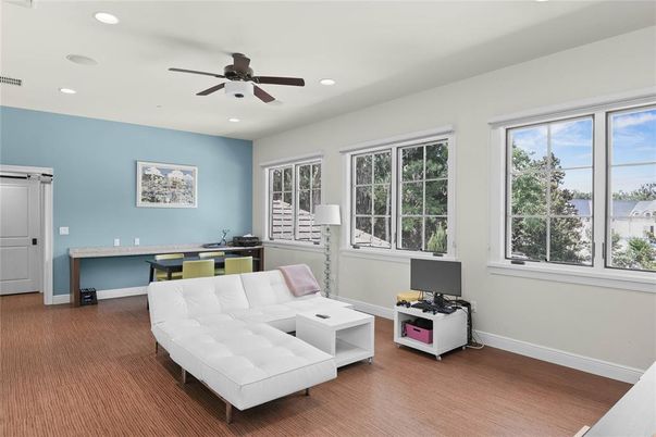 Interior, Recessed Lighting, Wood Texture Flooring