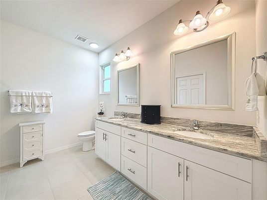 Bathroom, Dual Sink Vanities, Interior, Recessed Lighting