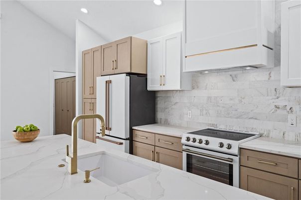 Interior, Kitchen, Marble Walls, Recessed Lighting