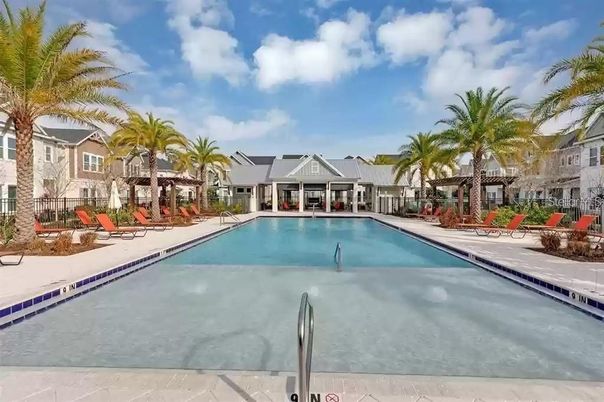 Exterior, Pool