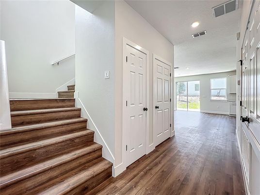 Interior, Recessed Lighting, Wood Texture Flooring