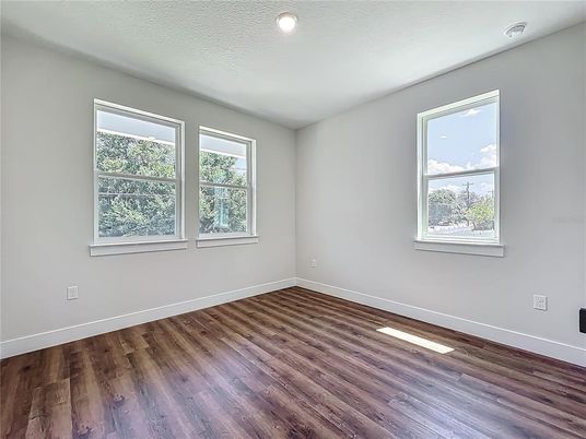 Empty room, Interior, Recessed Lighting, Wood Texture Flooring