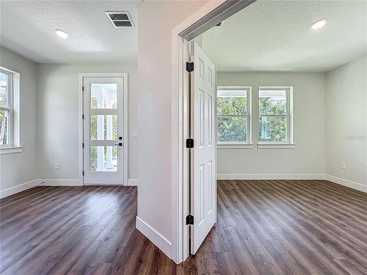 Empty room, Interior, Recessed Lighting, Wood Texture Flooring