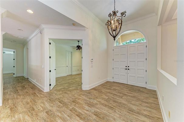 Chandelier, Interior, Recessed Lighting, Wood Texture Flooring