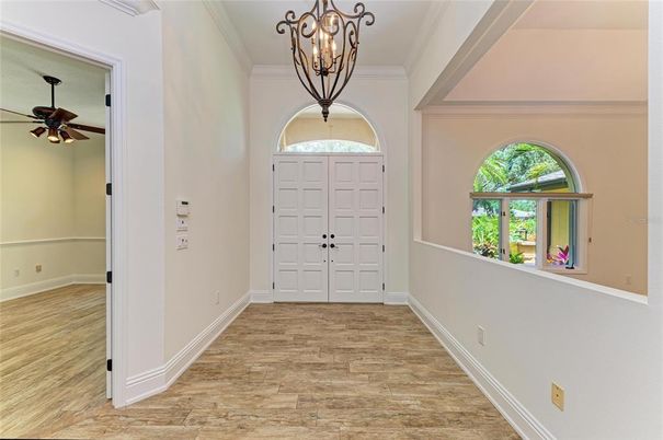 Interior, Pendant Lights, Wood Texture Flooring